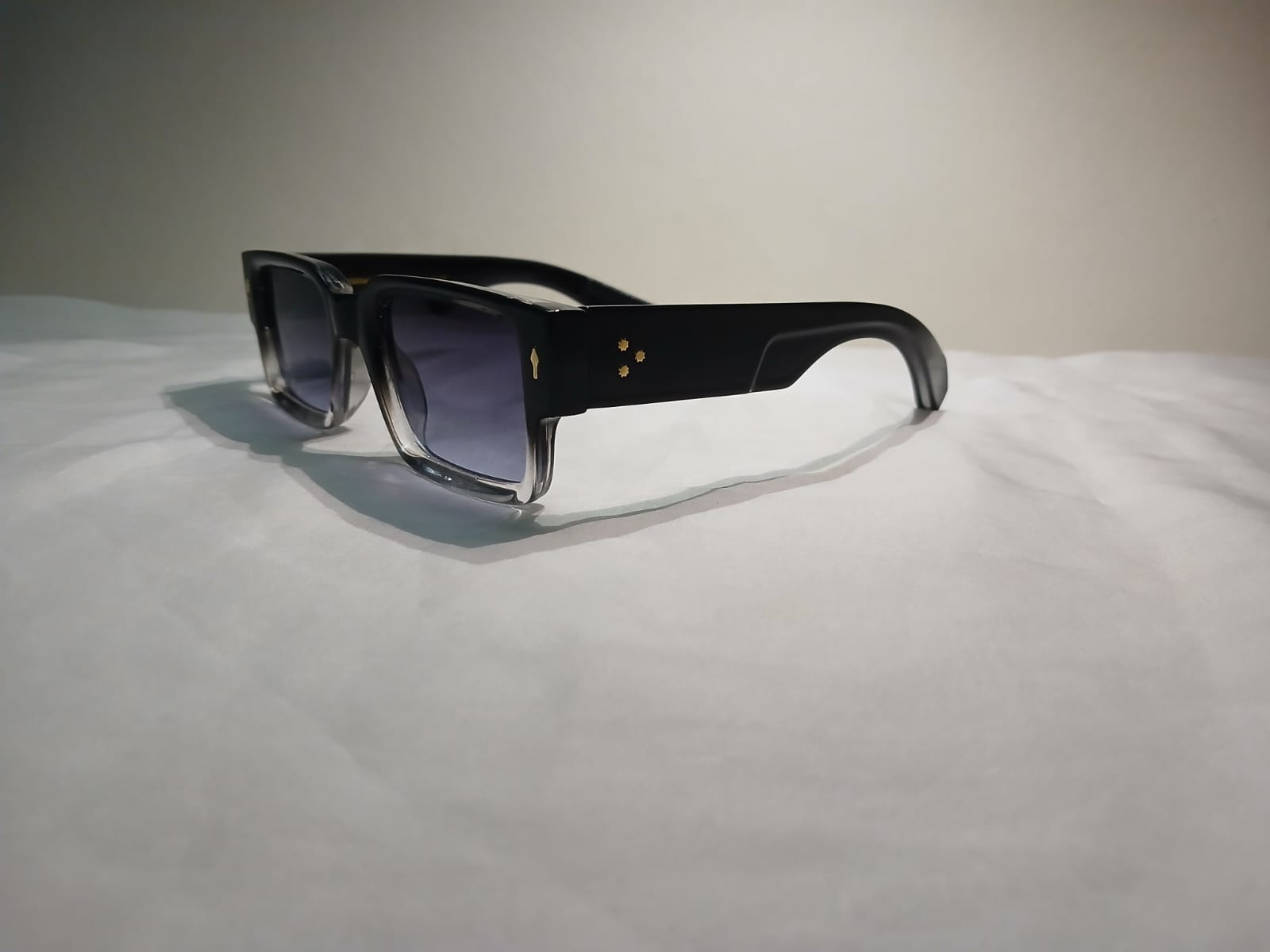 نظارة شمس بخامة أسيتات وعدسات UV 420