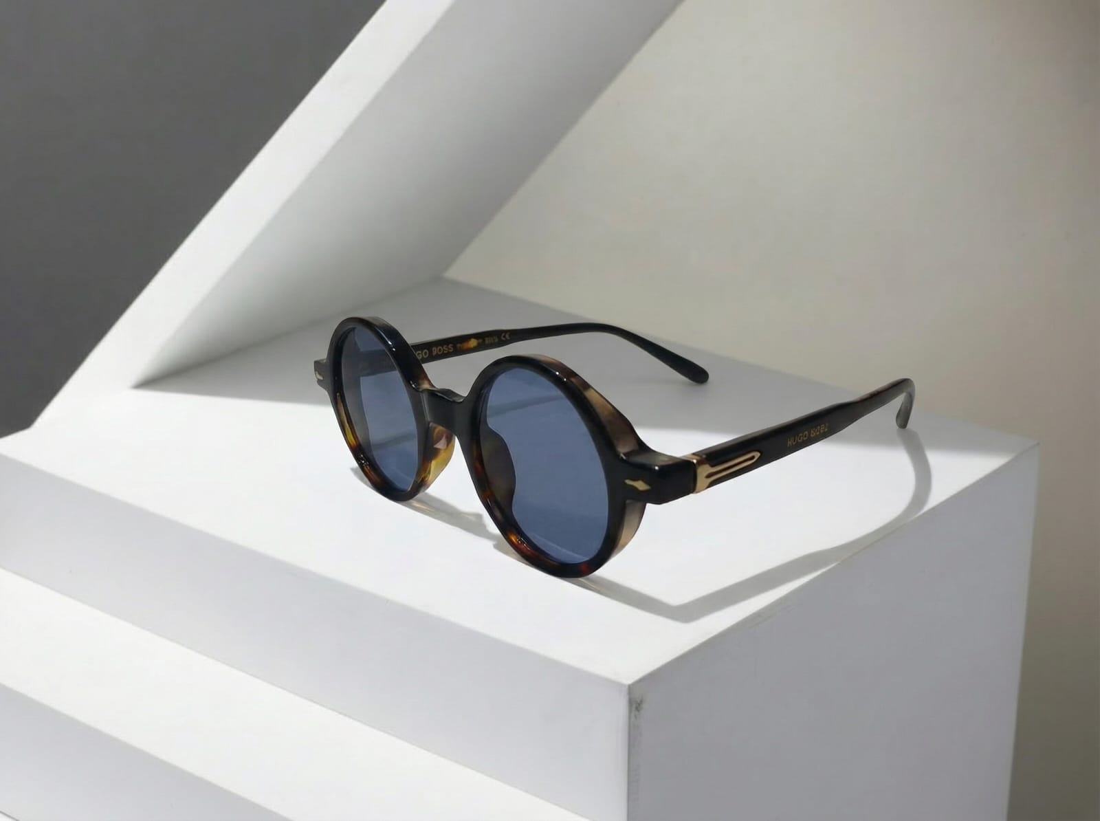 نظارة شمس بخامة أسيتات وعدسات UV 420